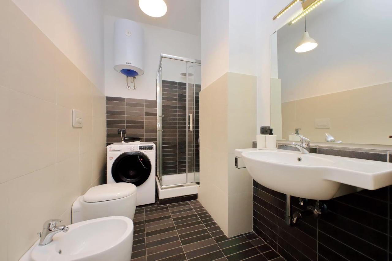 Piramide Charming Apartment โรม ภายนอก รูปภาพ