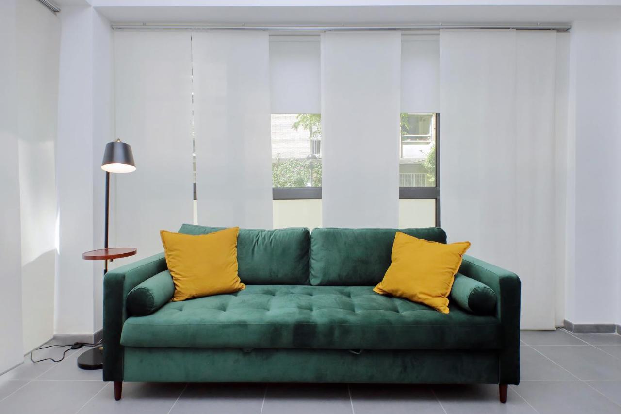 Piramide Charming Apartment โรม ภายนอก รูปภาพ