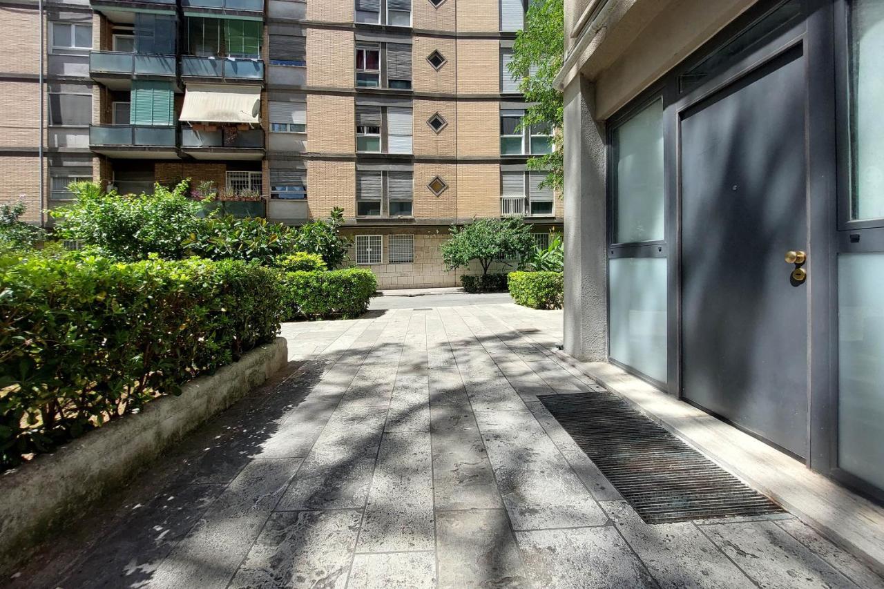Piramide Charming Apartment โรม ภายนอก รูปภาพ