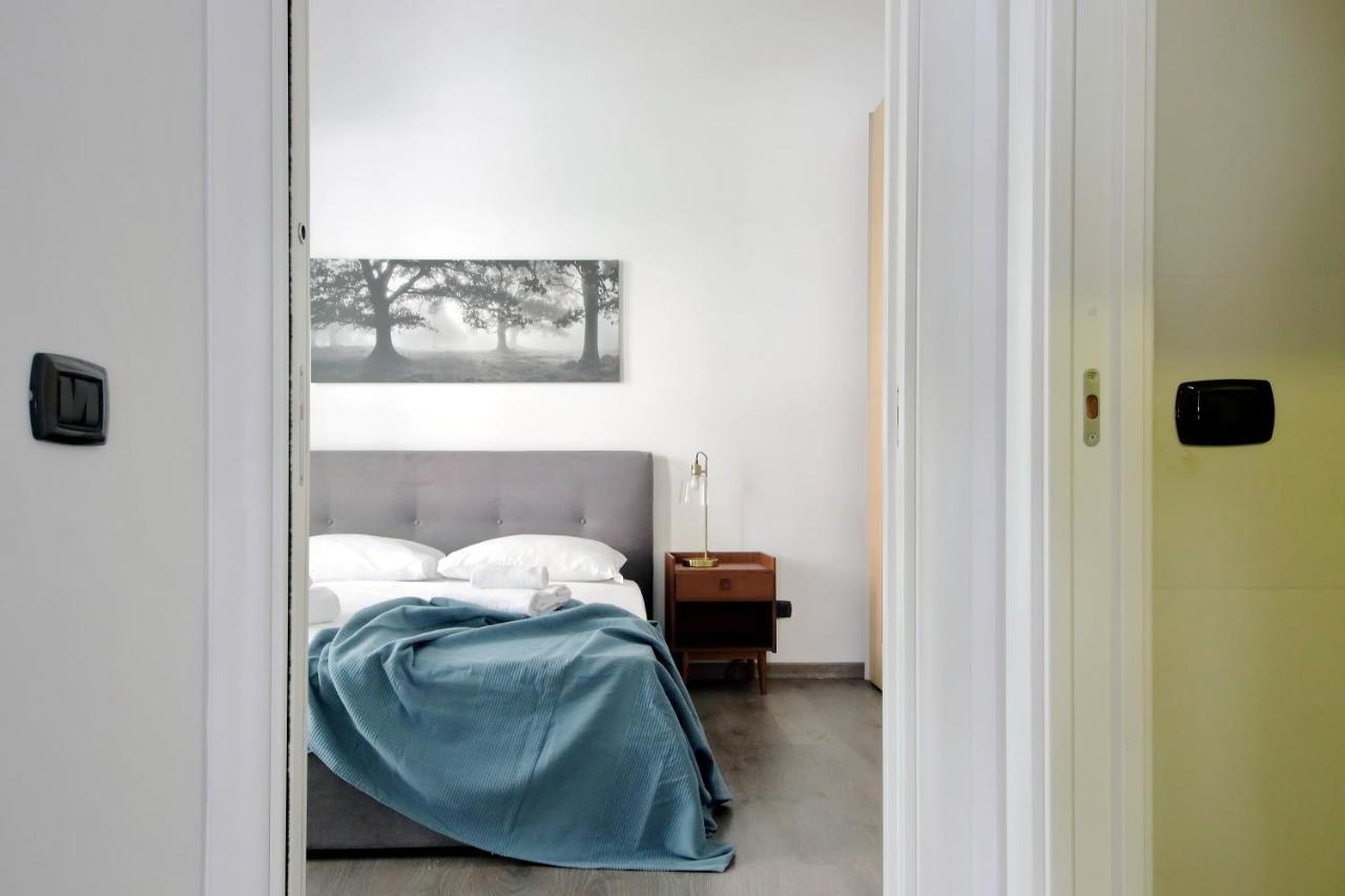 Piramide Charming Apartment โรม ภายนอก รูปภาพ