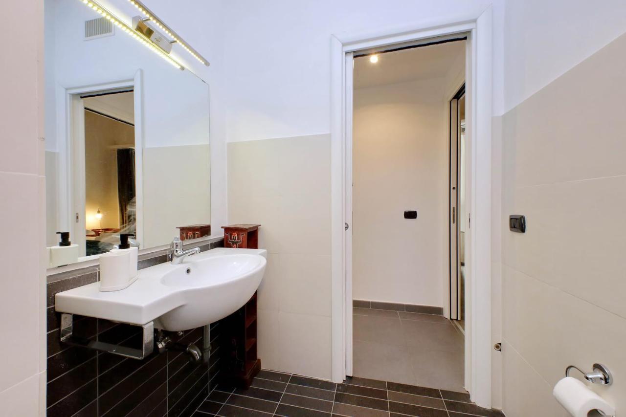 Piramide Charming Apartment โรม ภายนอก รูปภาพ