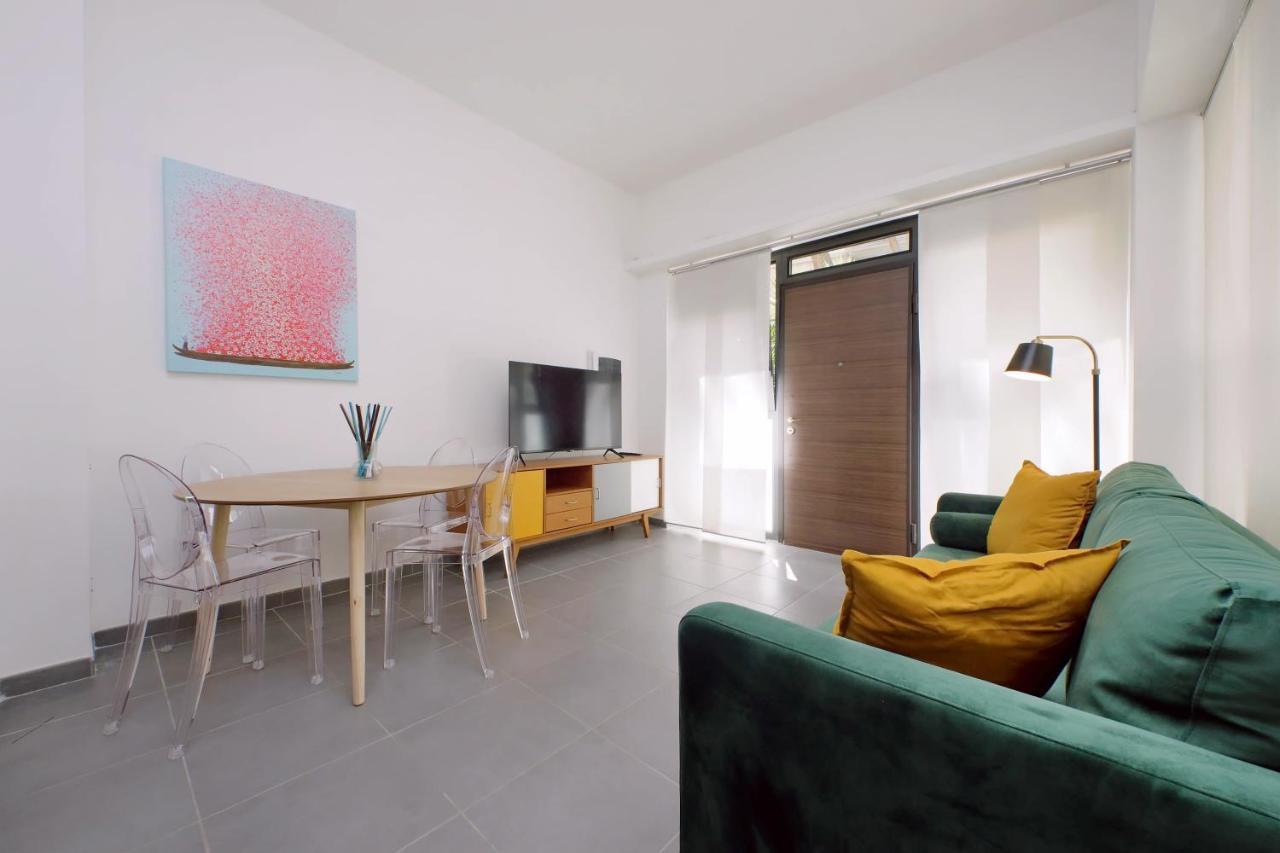 Piramide Charming Apartment โรม ภายนอก รูปภาพ