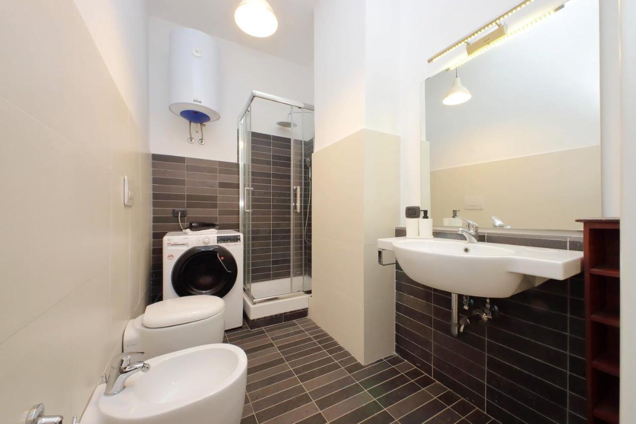 Piramide Charming Apartment โรม ภายนอก รูปภาพ